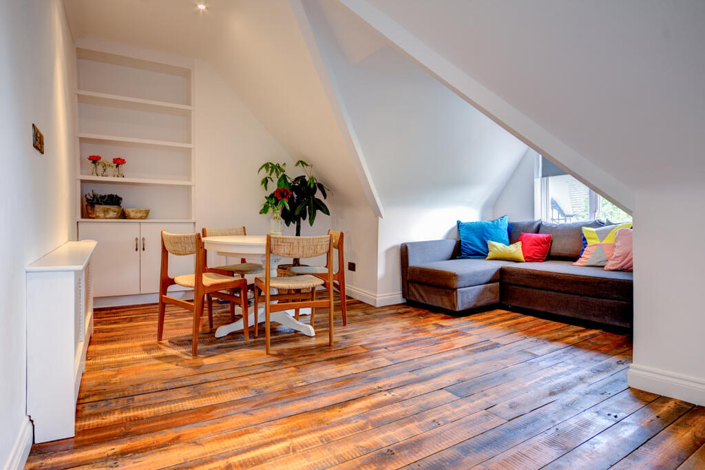Main image of property: Grosvenor Gardens, London, NW2