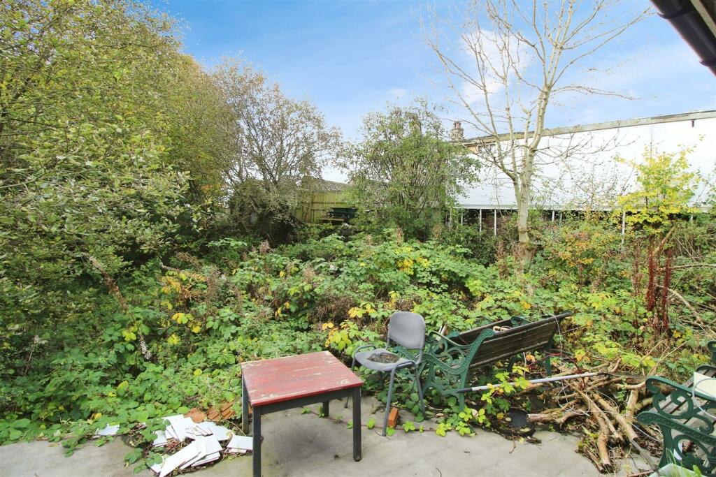 Additional property image - Church Street, Buttershaw, Bradford, BD6 2EY