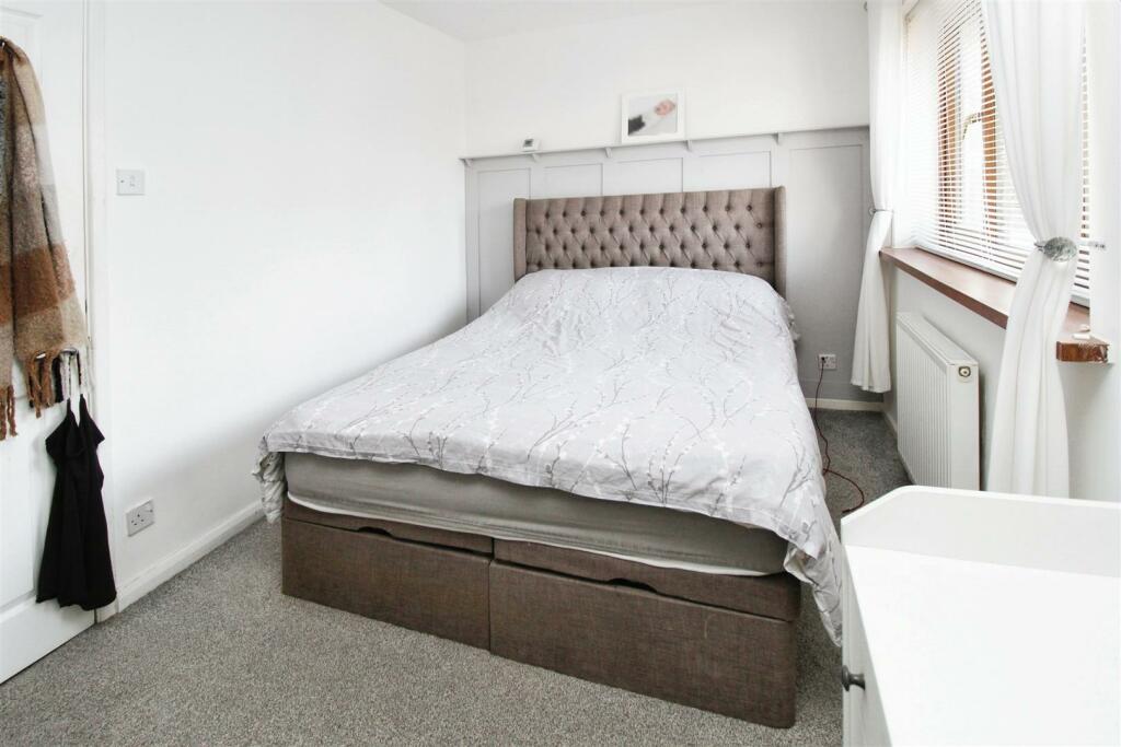 Additional property image - Sanderson Avenue, Bradford, BD6 1QQ