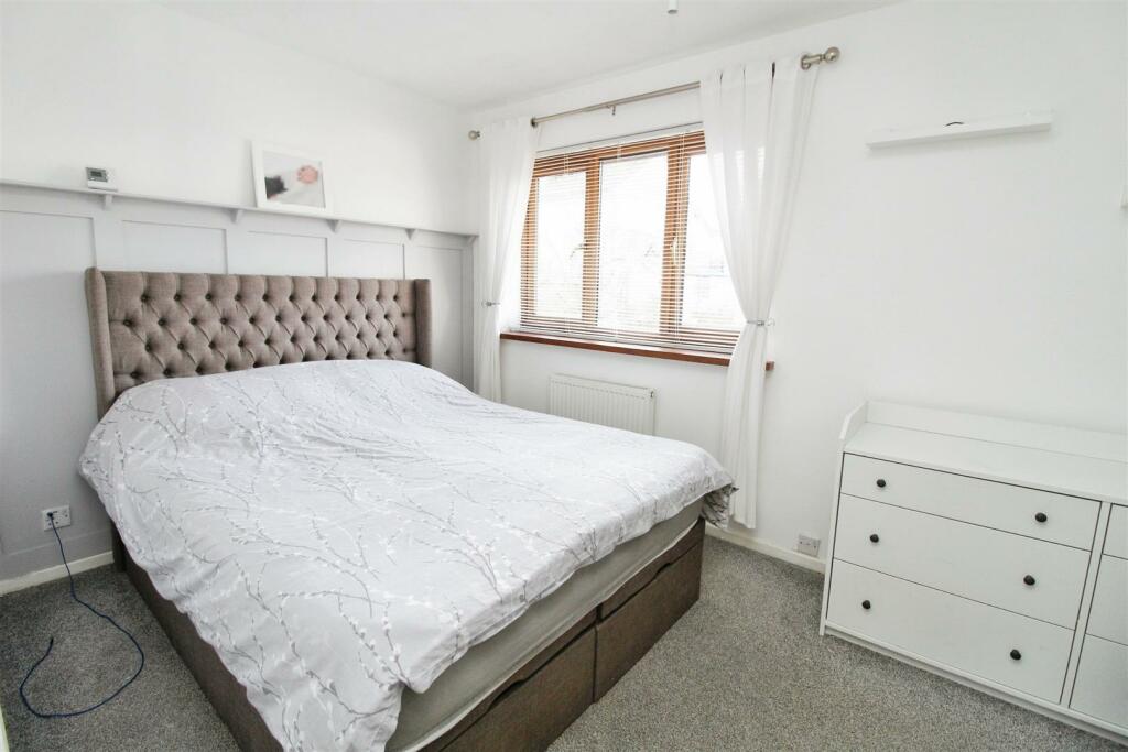 Additional property image - Sanderson Avenue, Bradford, BD6 1QQ