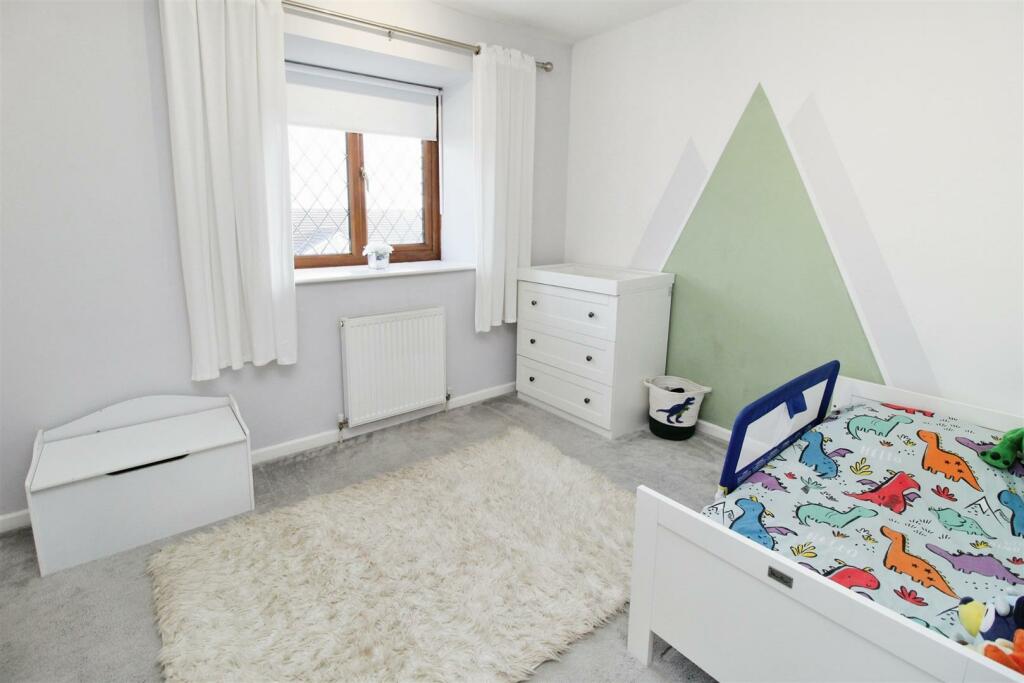 Additional property image - Sanderson Avenue, Bradford, BD6 1QQ