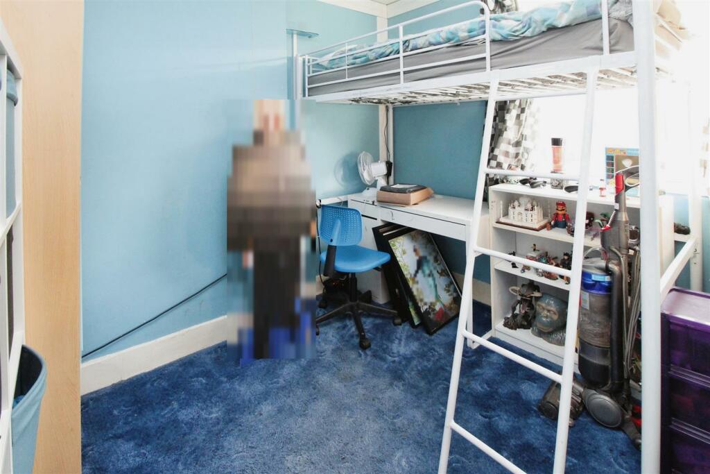 Additional property image - Luke Road, Bradford, BD5 0NR