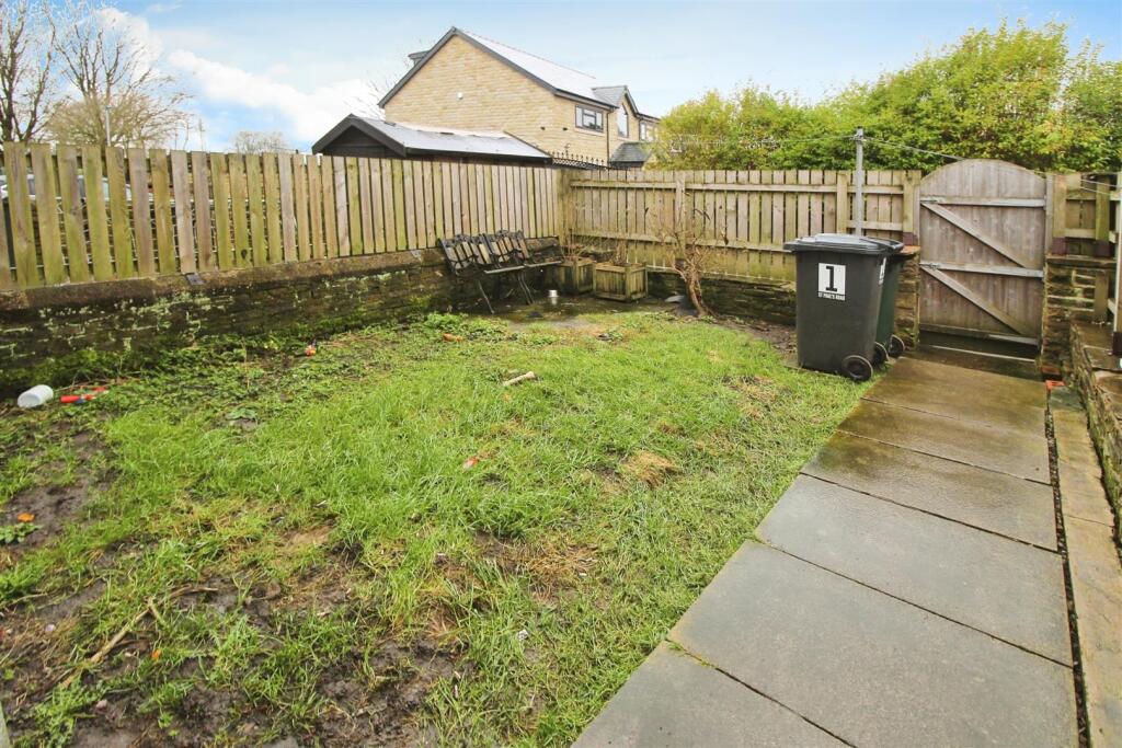 Additional property image - St. Pauls Road, Wibsey, Bradford, BD6 1TY