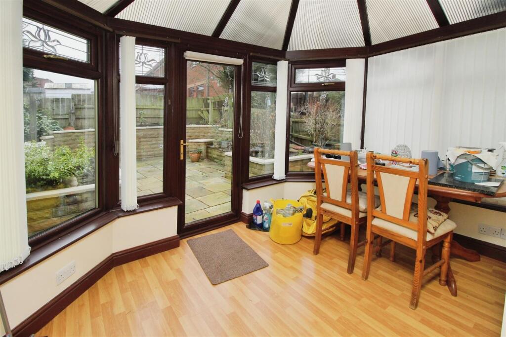 Additional property image - Pipercroft, Bradford, BD6 2SF
