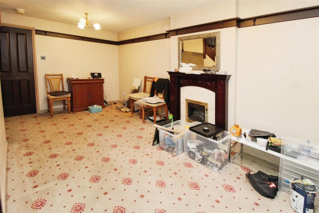 Additional property image - Pipercroft, Bradford, BD6 2SF