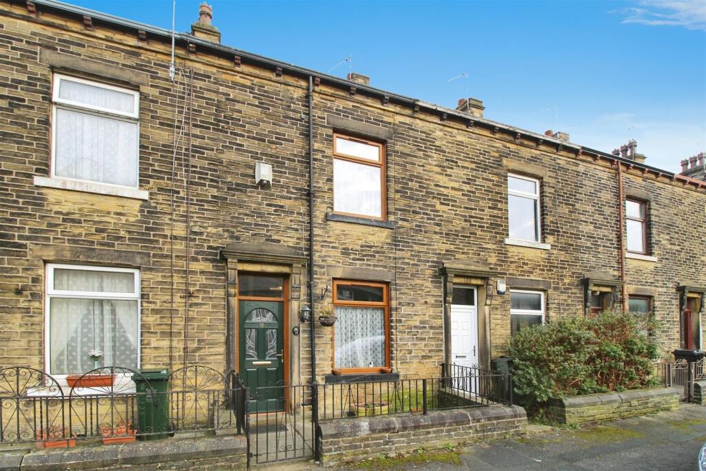 2 bedroom terraced house