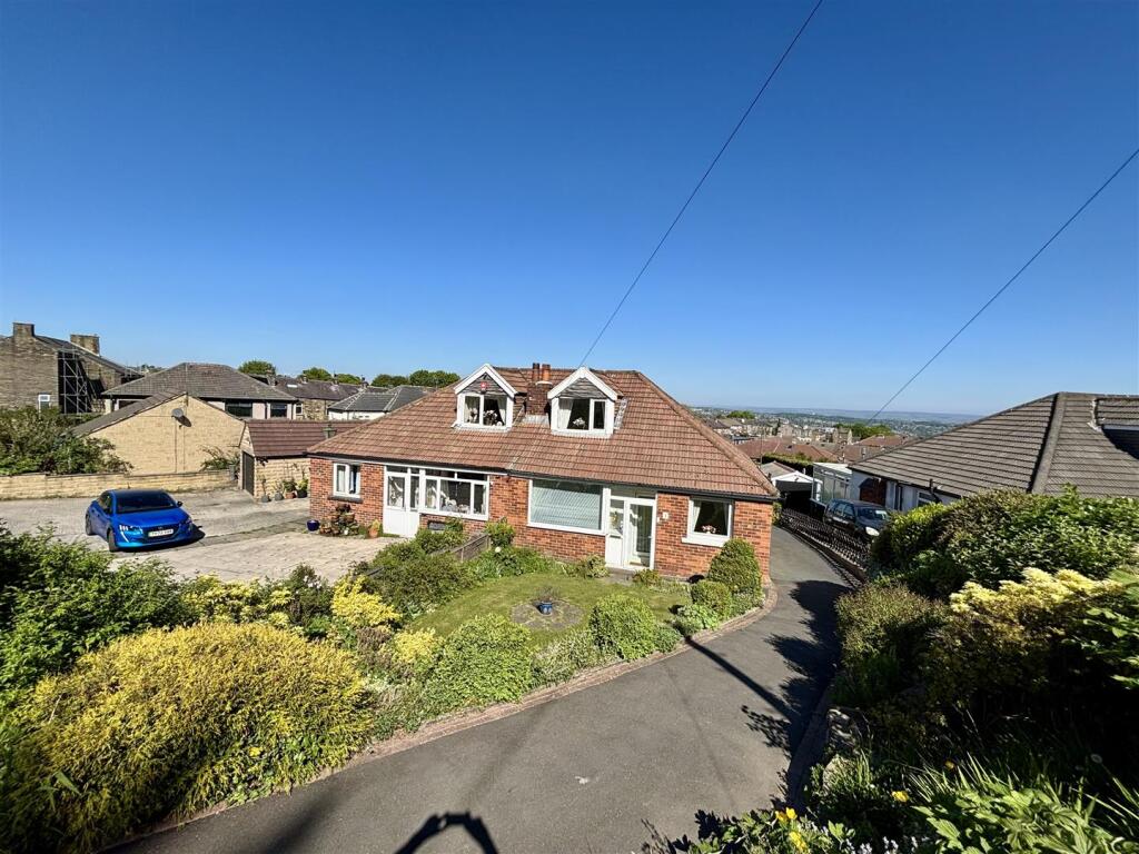 Main image of property: Ascot Drive, Bradford, BD7 4NH