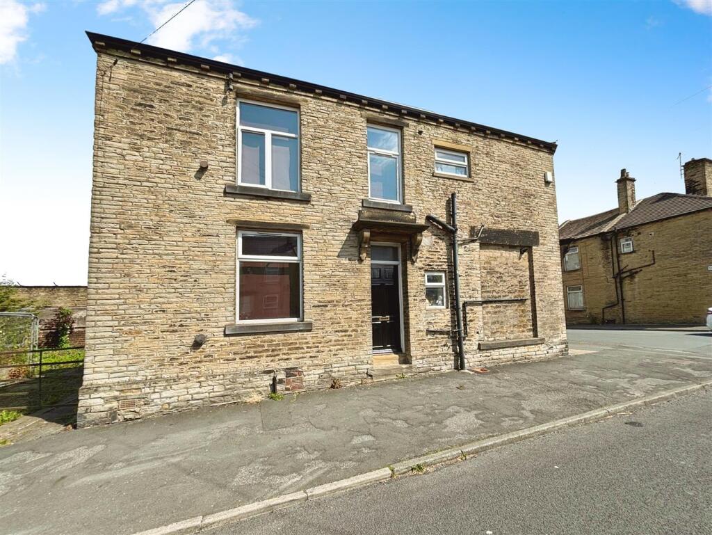 Main image of property: Broadstone Way, Bradford, BD4 9RY