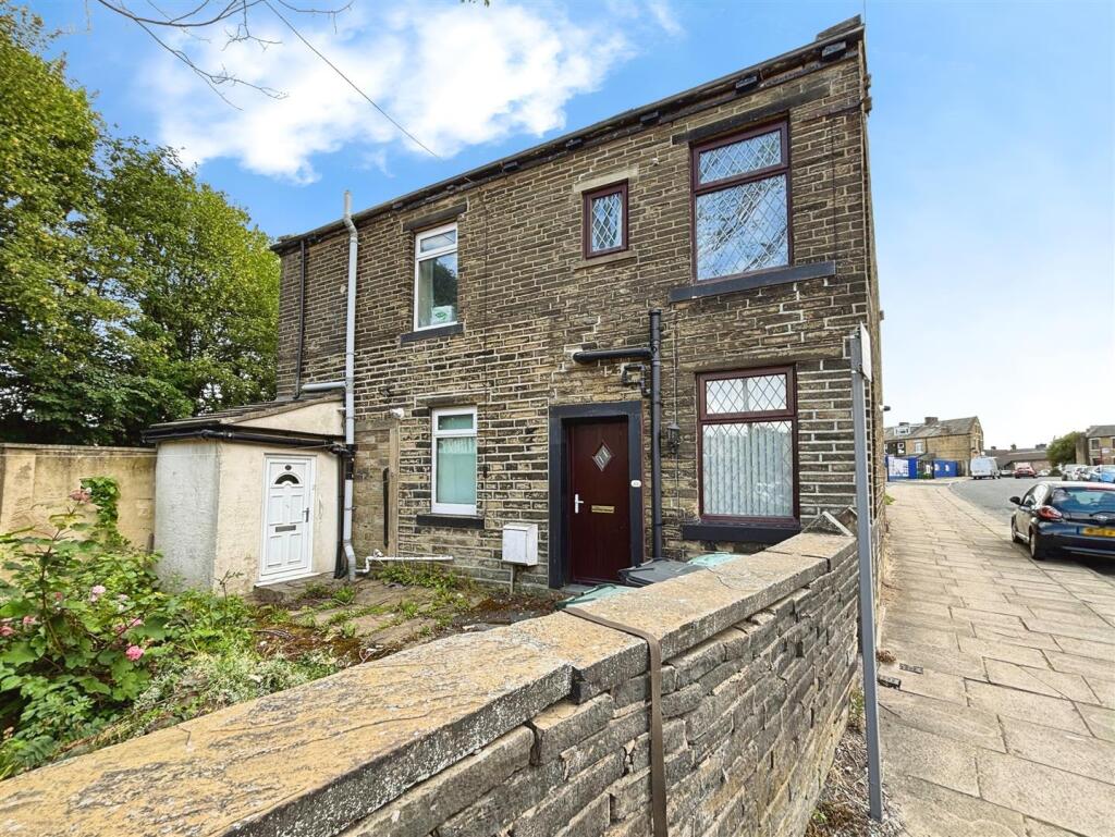 Main image of property: Bartle Lane, Bradford, BD7 4QF