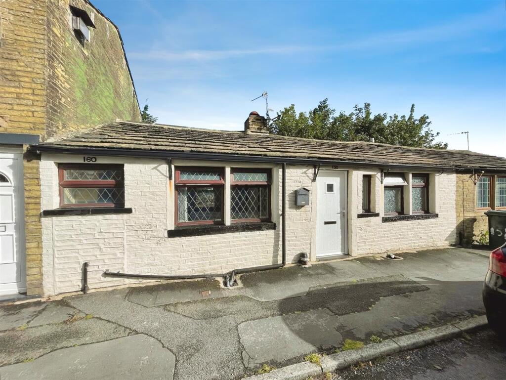 Main image of property: Old Road, Bradford, BD7 4ND