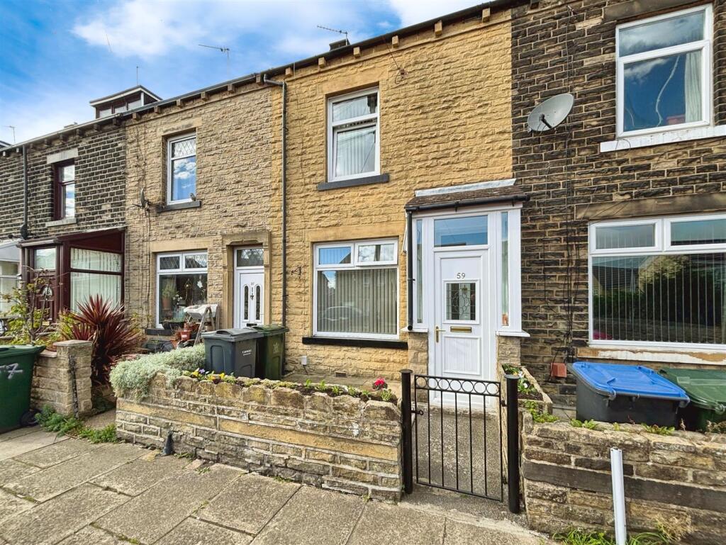 Main image of property: Sandygate Terrace, Bradford, BD4 8PT