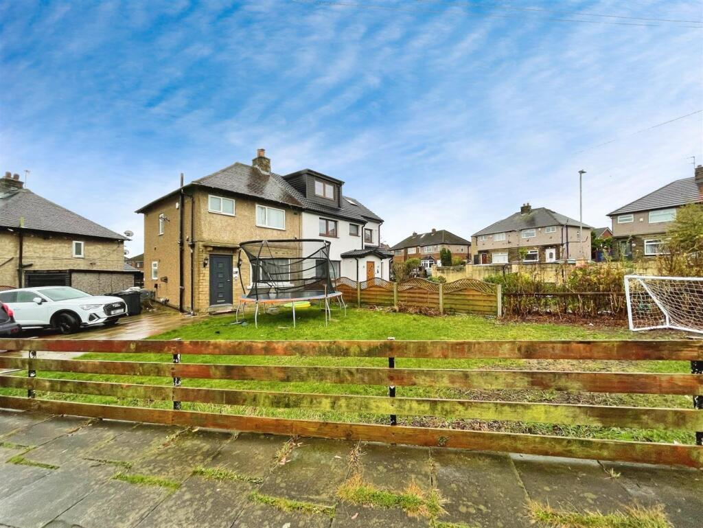 Main image of property: Langdale Avenue, Bradford