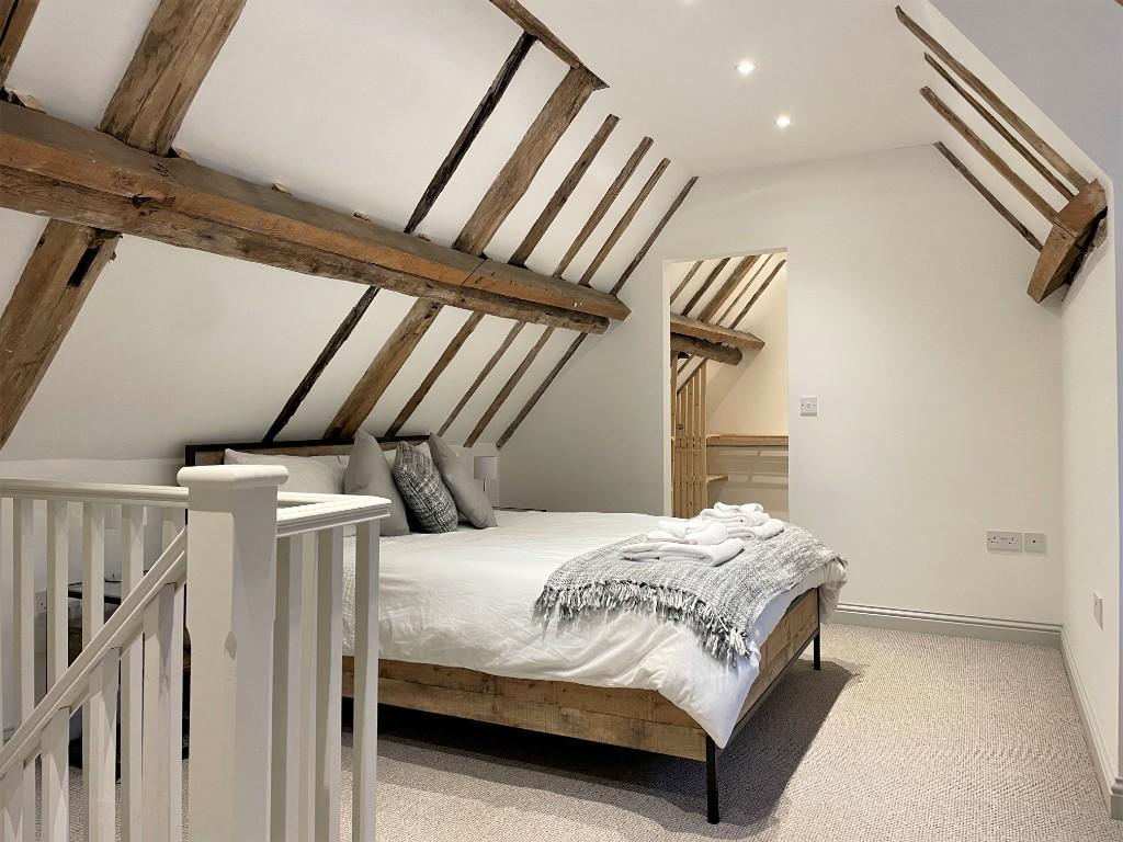 3 bedroom terraced house for sale in Aickmans Yard, King Street, King's