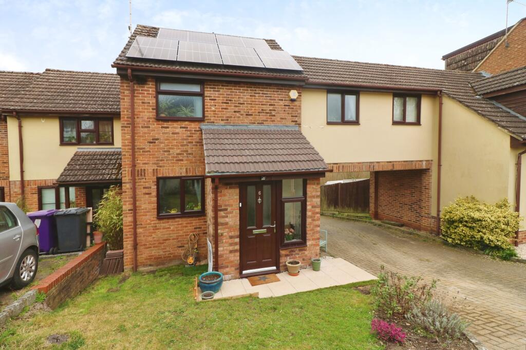 Main image of property: Mayflower Close, Codicote, SG4
