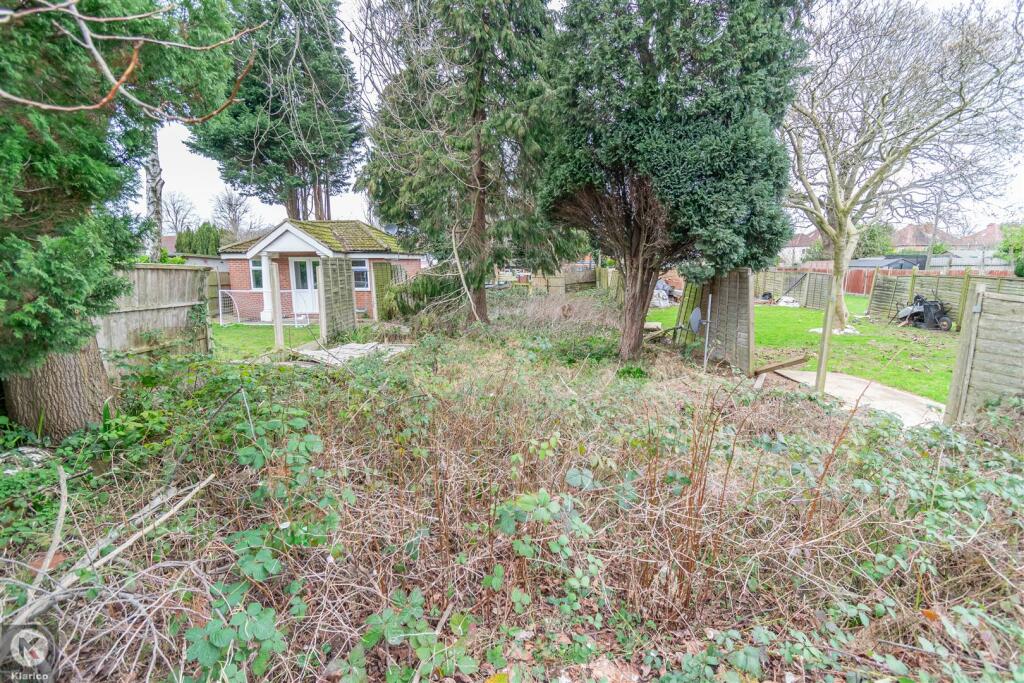 4 bedroom semidetached house for sale in Littleover Avenue, Hall Green