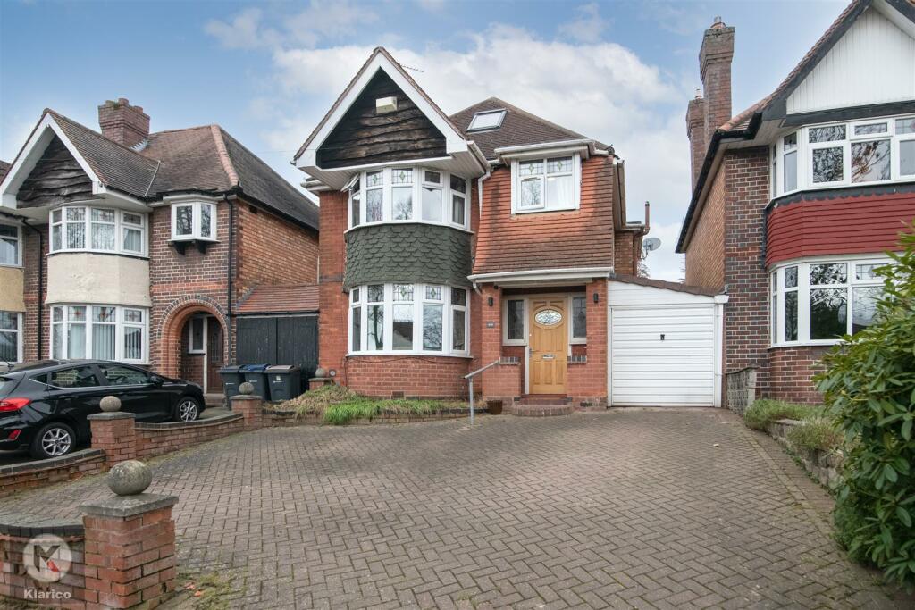 3 bedroom detached house for sale in Shirley Road, Hall Green, B28