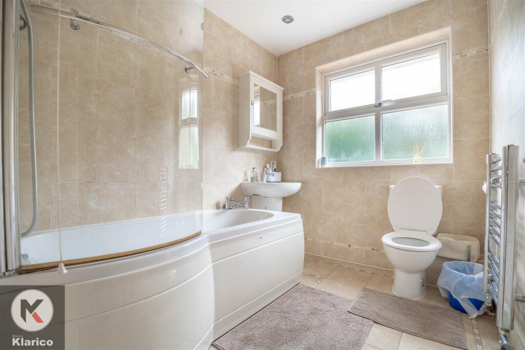 Additional property image - Harnall Close, Shirley, Solihull