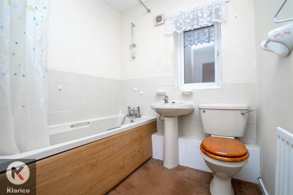 Additional property image - Templefield Gardens, Birmingham