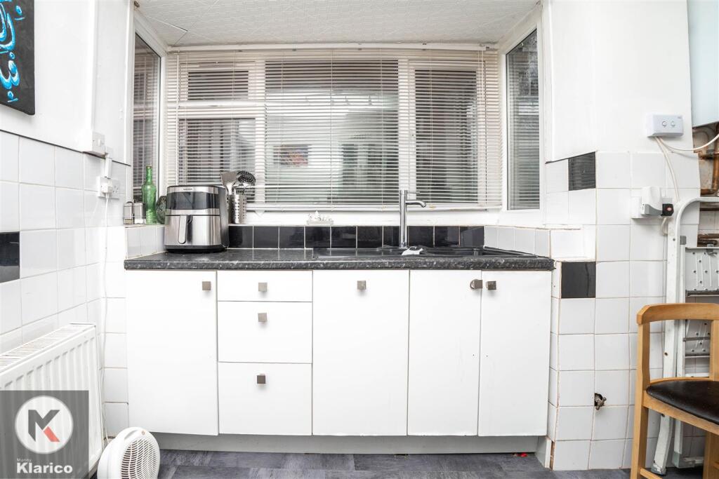 Additional property image - Reddings Lane, Tyseley, Birmingham