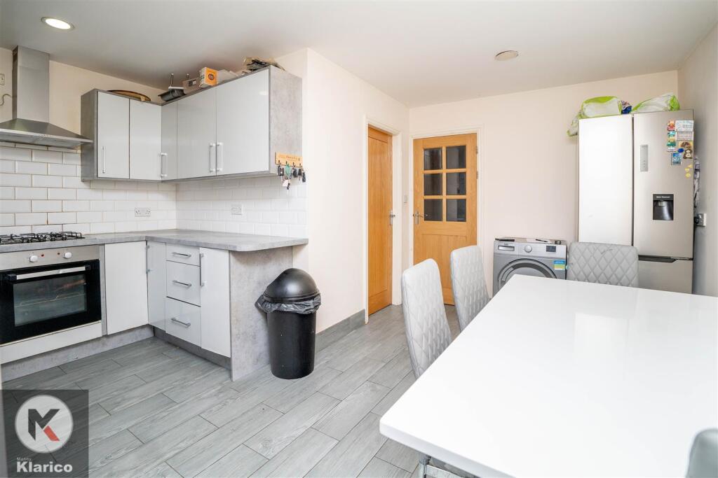Additional property image - Hartfield Crescent, Acocks Green