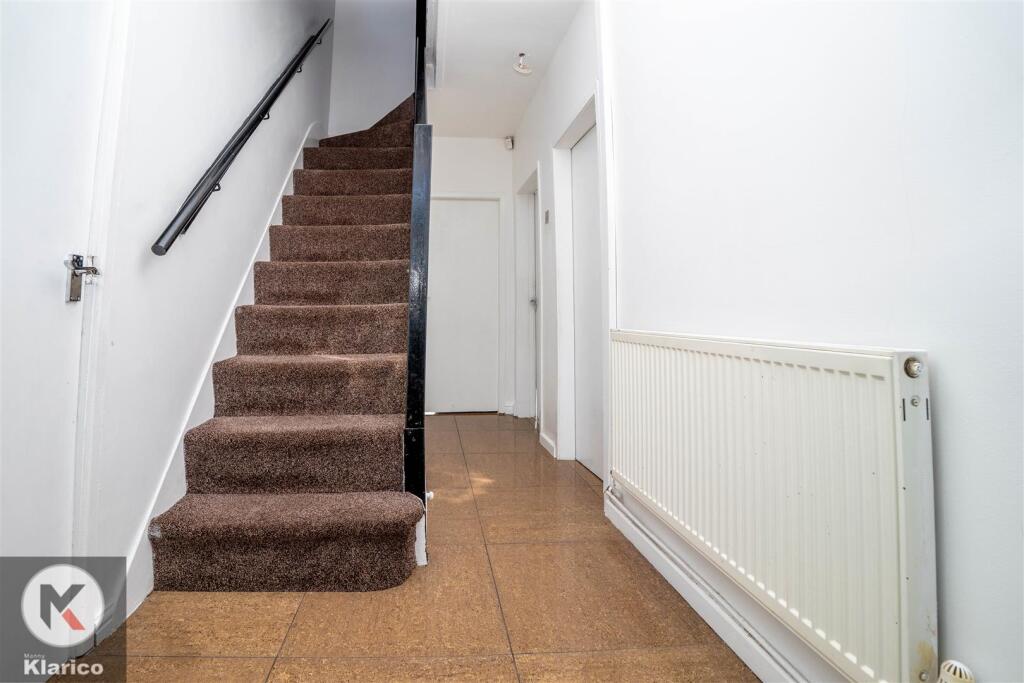 Additional property image - Hangleton Drive, Birmingham