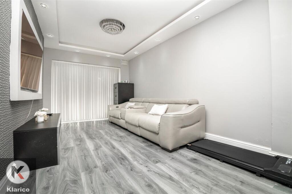 Additional property image - Hangleton Drive, Birmingham