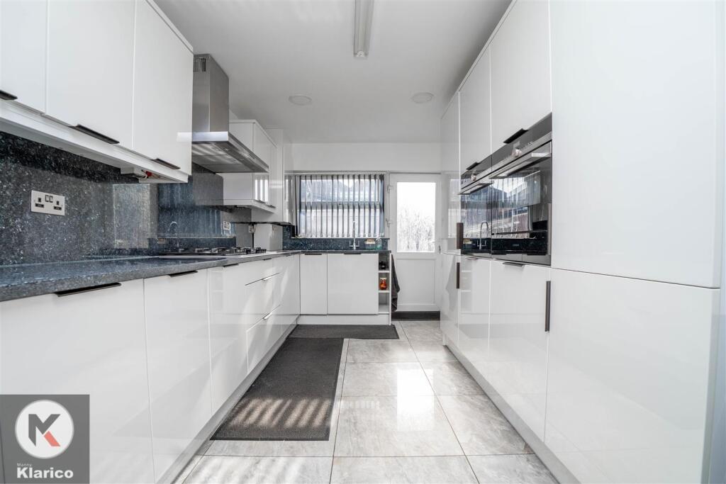 Additional property image - Hangleton Drive, Birmingham
