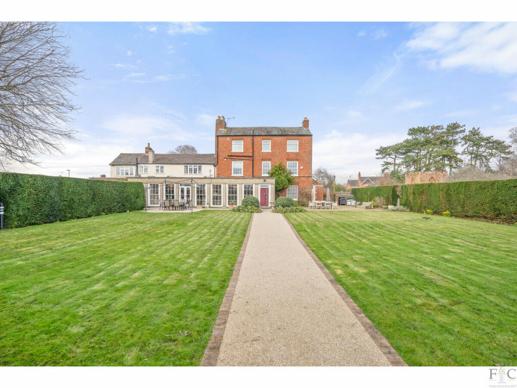 6 bedroom detached house for sale in Bushby House, Main Street, LE7