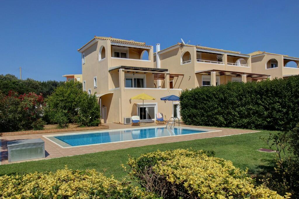 3 bedroom detached house for sale in Chorafakia, Chania, Crete, Greece