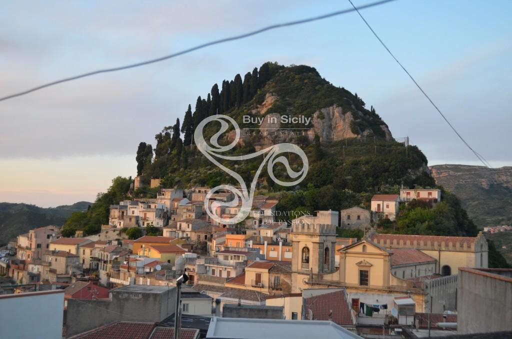 2 bedroom detached house for sale in Spadafora, Messina, Sicily, Italy