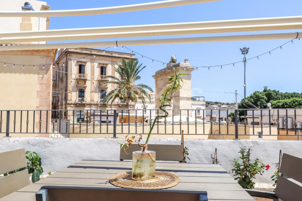 Main image of property: Noto, Syracuse, Sicily