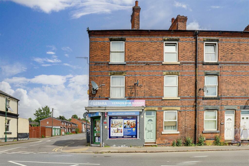 Shop for sale in Vernon Road, Basford, Nottinghamshire, NG6 0AD, NG6