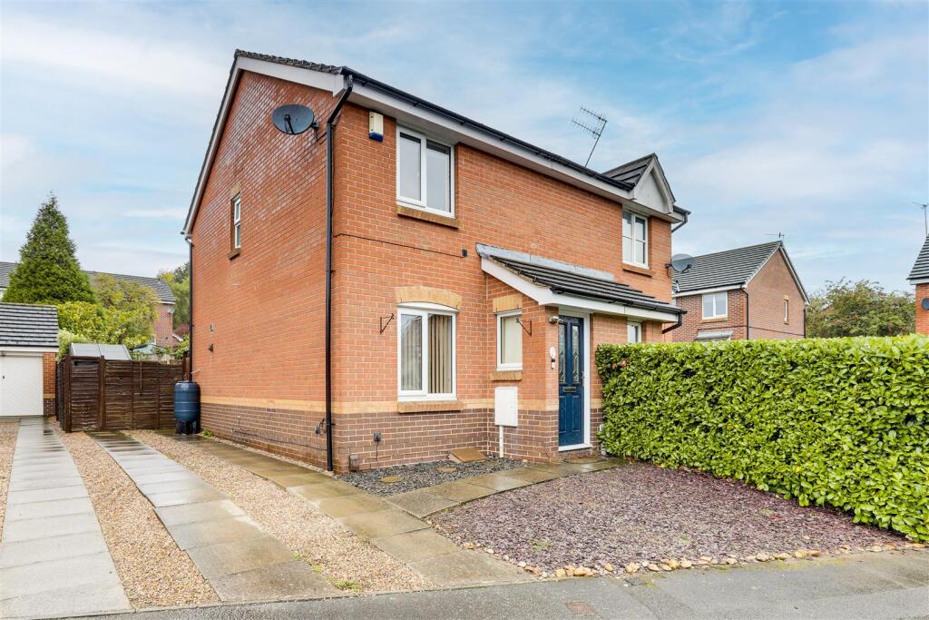 Main image of property: Beeston Close, Bestwood Village, Nottinghamshire, NG6 8XG
