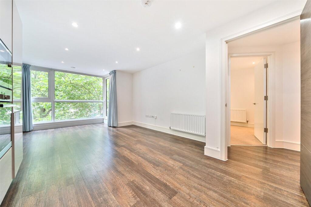 Main image of property: Tavern Quay, Rope Street, Surrey Docks SE16