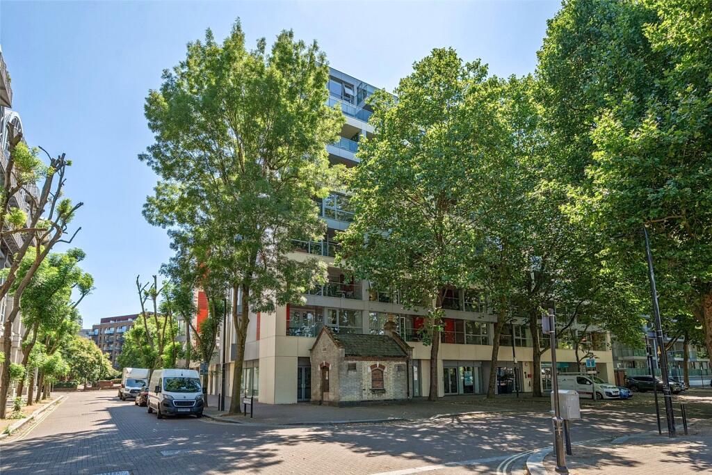 Main image of property: Tavern Quay, Rope Street, Surrey Docks SE16