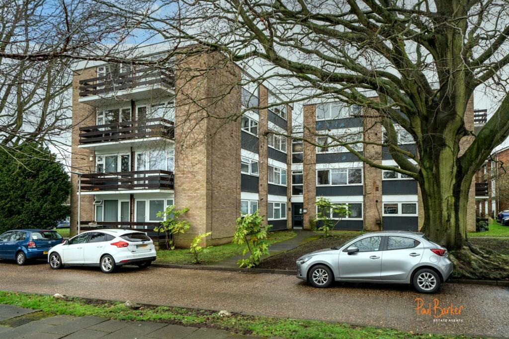 2 bedroom flat for sale in Abbots Park, St. Albans, AL1