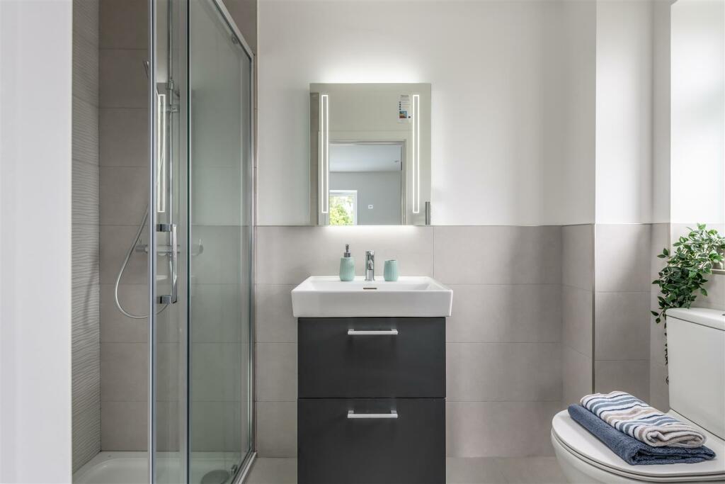 Additional property image - Sandridgebury Lane, St. Albans
