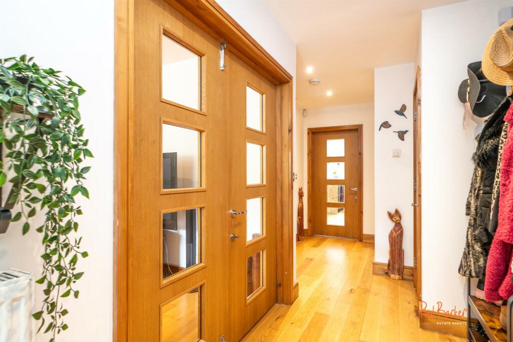 Additional property image - Watford Road, St. Albans