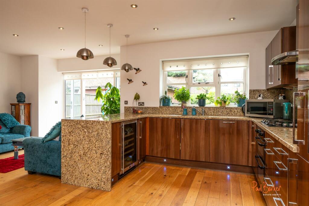 Additional property image - Watford Road, St. Albans