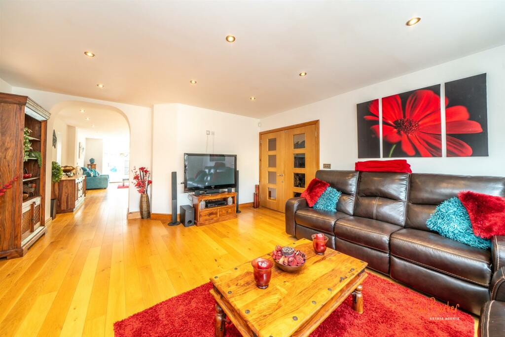 Additional property image - Watford Road, St. Albans