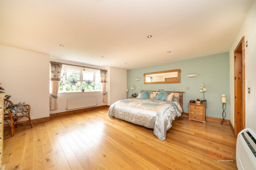 Additional property image - Watford Road, St. Albans