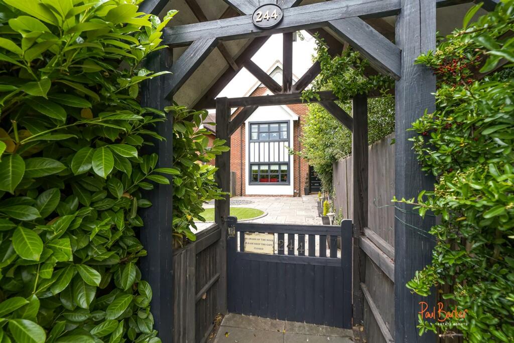 Additional property image - Watford Road, St. Albans