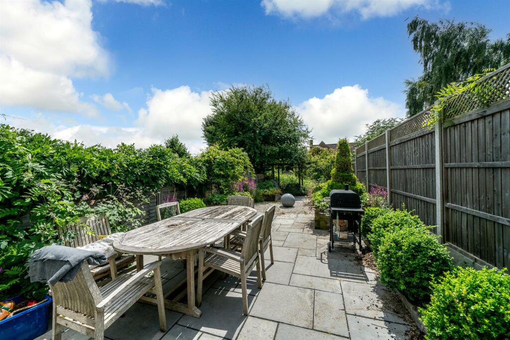 Additional property image - Stanhope Road, St. Albans
