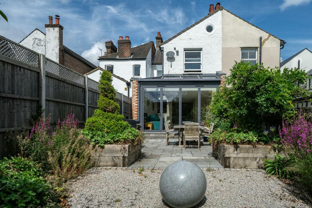 Additional property image - Stanhope Road, St. Albans