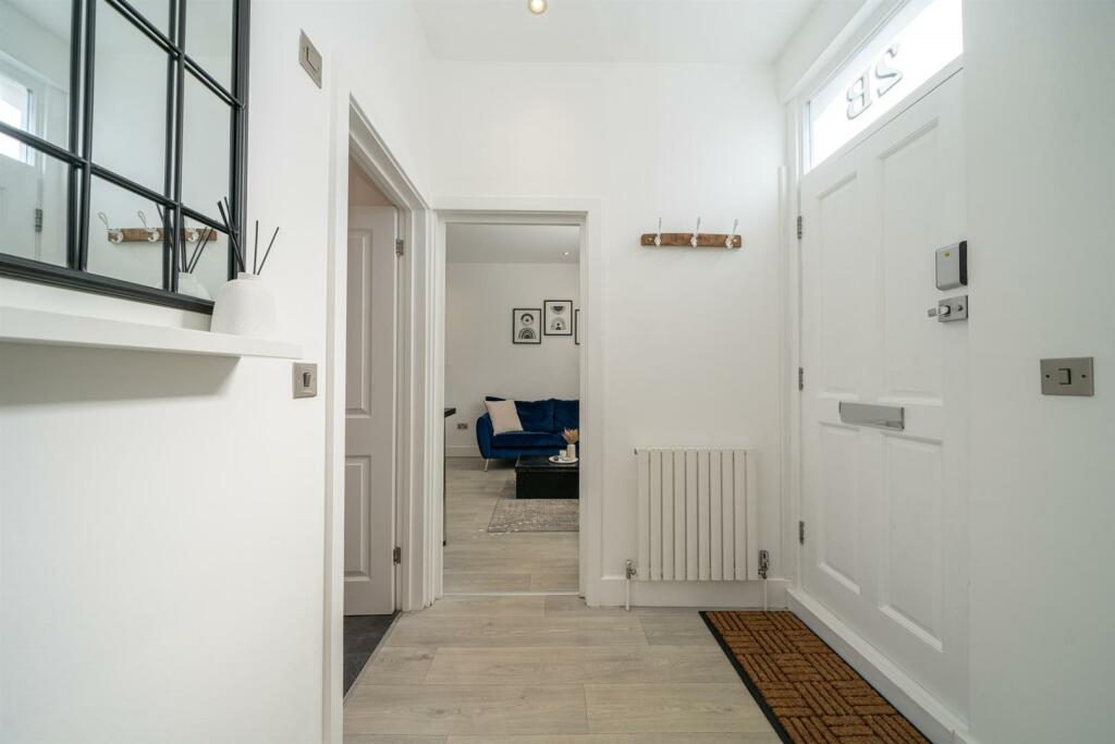 Additional property image - Etna Road