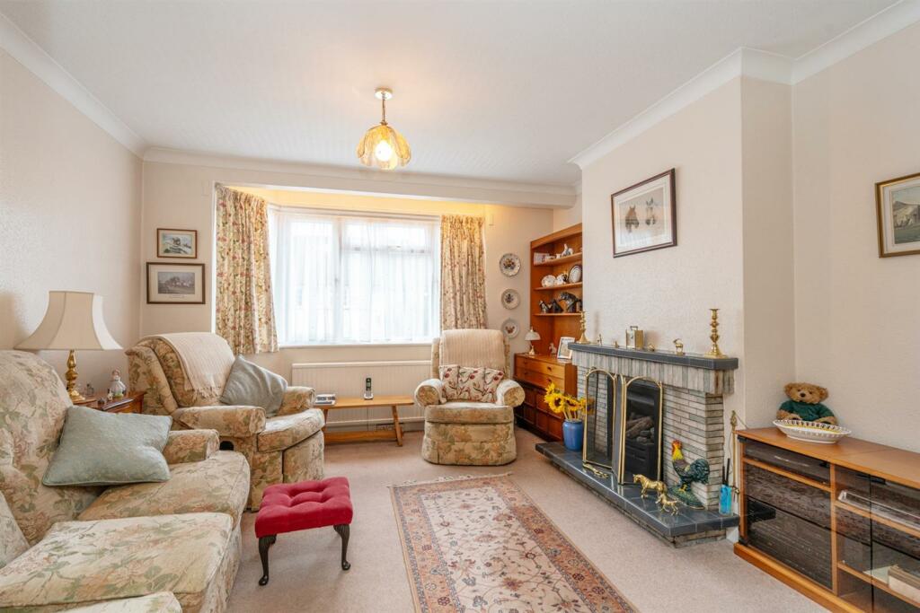Additional property image - Dickens Close, St. Albans