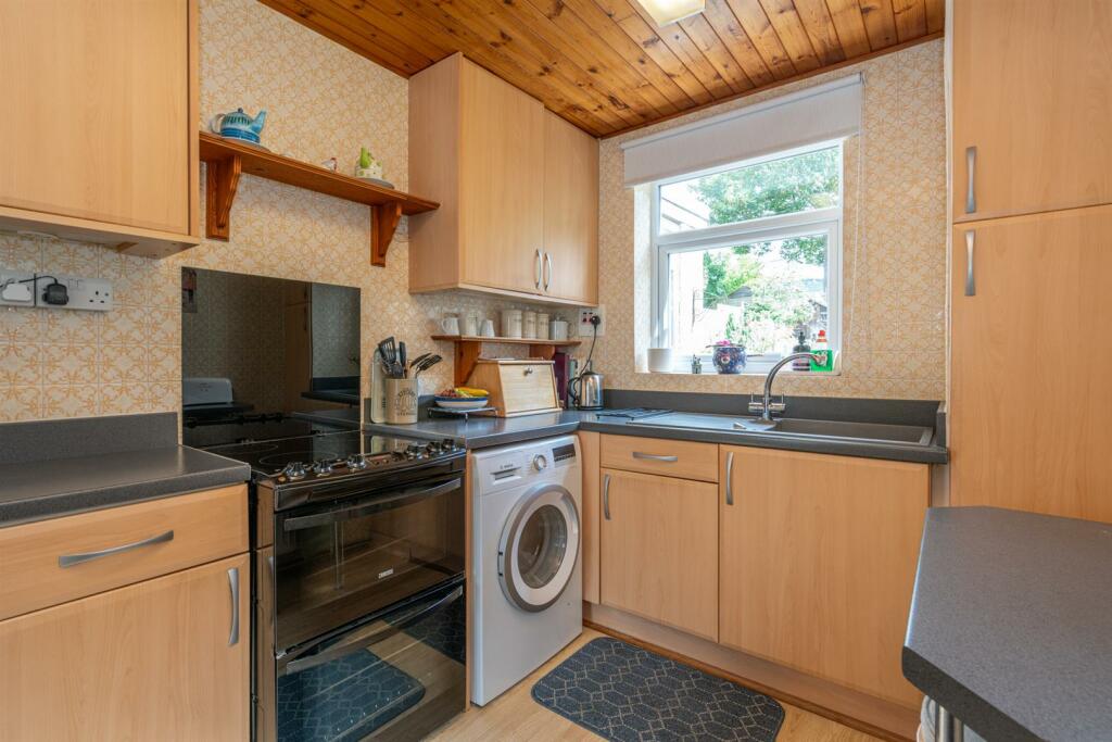 Additional property image - Dickens Close, St. Albans