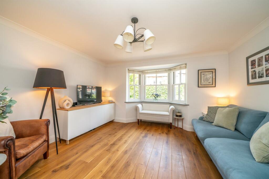 Additional property image - Folly Lane, St. Albans