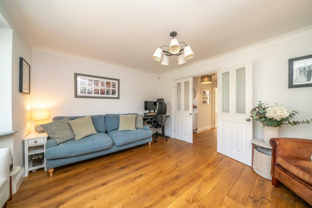 Additional property image - Folly Lane, St. Albans