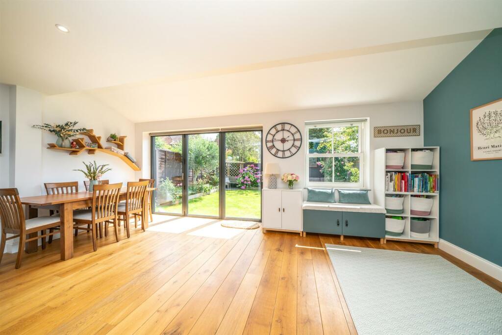 Additional property image - Folly Lane, St. Albans